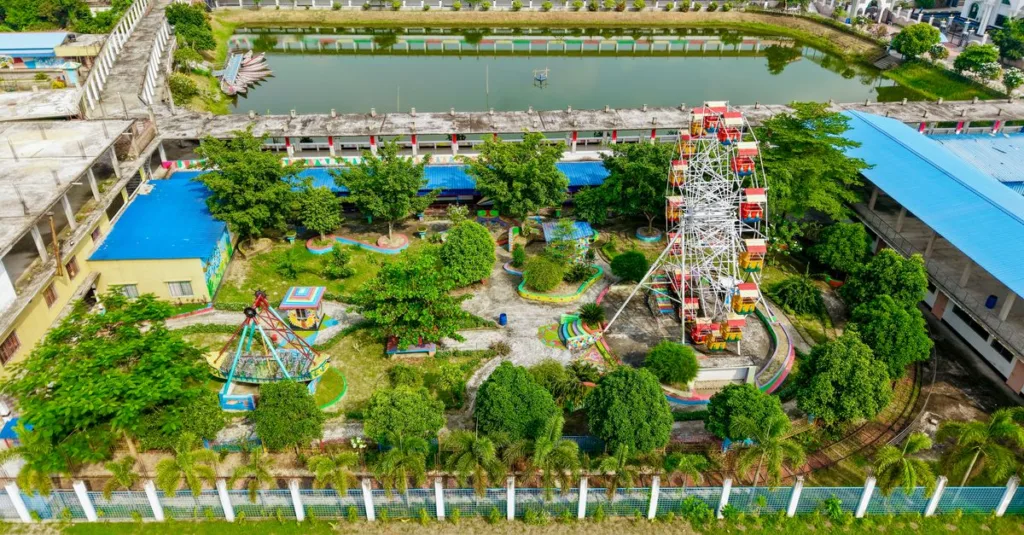 investissez dans un parc de loisirs prometteur et diversifiez votre portefeuille avec une opportunité rentable et attrayante.