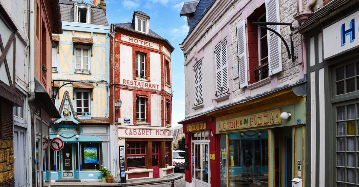découvrez la gastronomie normande : saveurs authentiques, produits locaux et recettes traditionnelles de normandie.