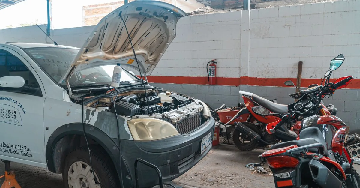 découvrez nos services complets d'entretien de véhicules et d'assurance pour assurer votre sécurité et la performance de votre voiture.