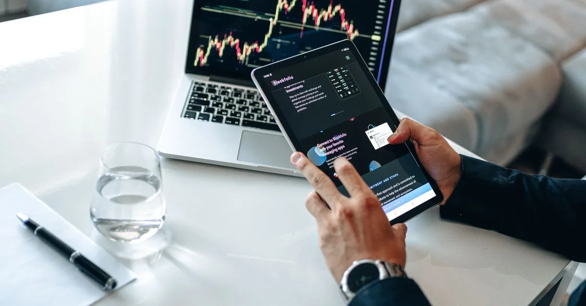 découvrez les stratégies et outils du marketing digital pour booster votre visibilité en ligne, attirer plus de clients et optimiser votre présence sur internet.