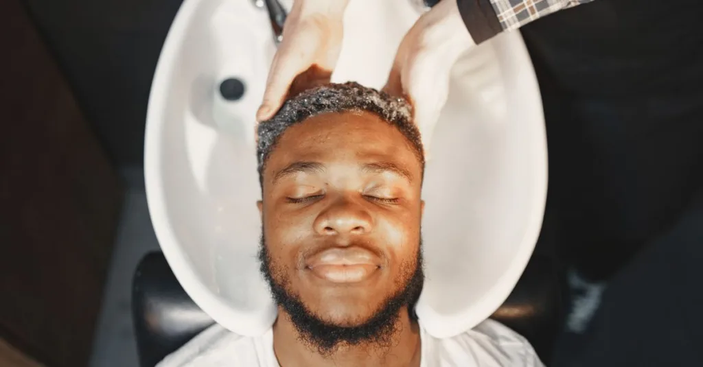 découvrez nos conseils et produits essentiels pour des soins capillaires efficaces, adaptés à tous types de cheveux.